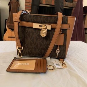 Micheal Kors Hamilton Messenger Bag & Coinpouch